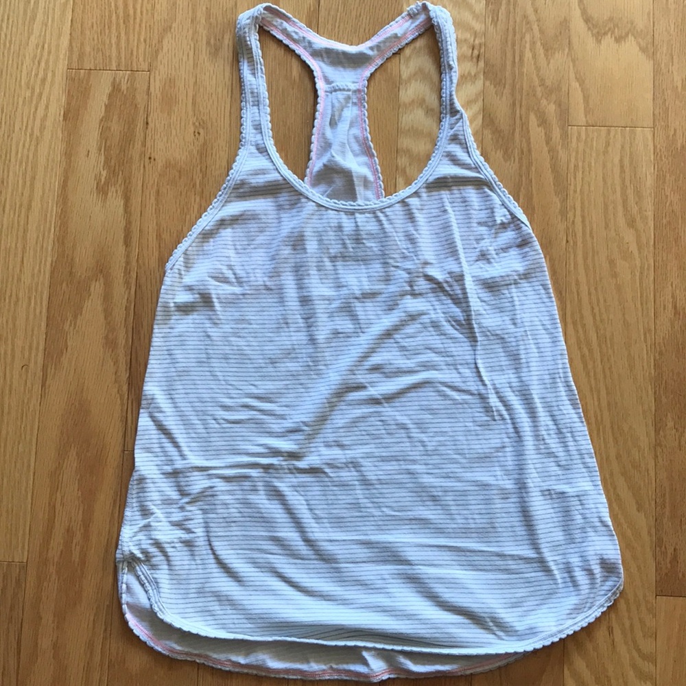 Lululemon tank top